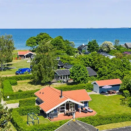 Ronna - 160m From The Sea By Interhome Ferienhaus *