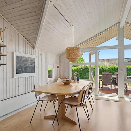 Ronna - 160m From The Sea By Interhome *